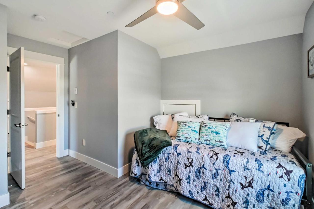 Ocean Shores Getaway With Fireplace And Hot Tub! Buitenkant foto
